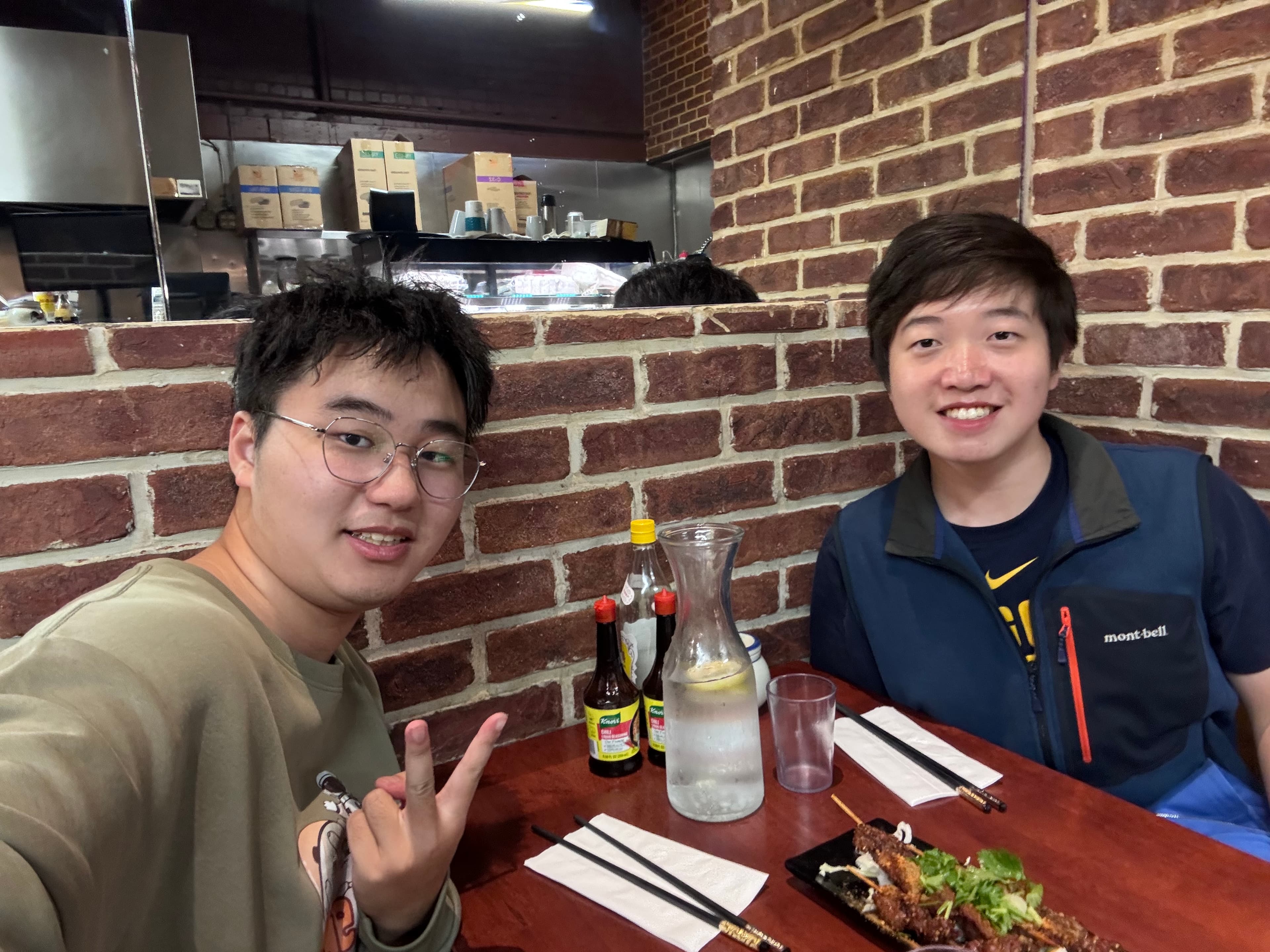 1023 刘少请我吃面馆